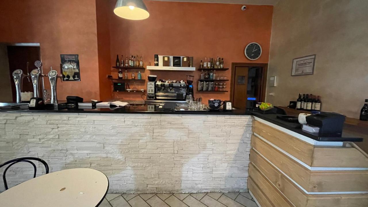 Il Contado B&B Castel Sant'Elia Luaran gambar