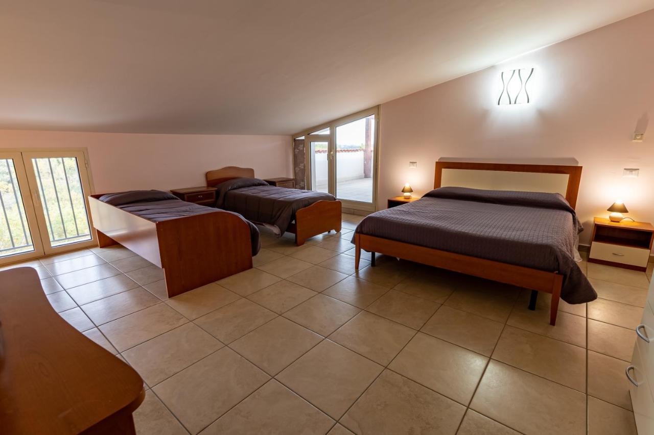 Il Contado B&B Castel Sant'Elia Luaran gambar